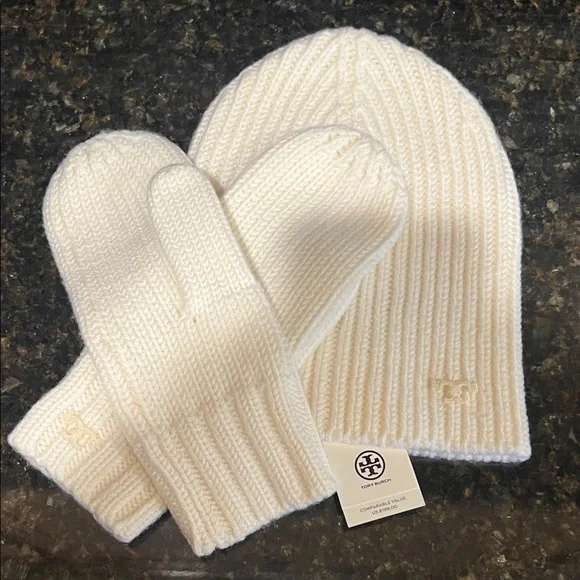 Tory Burch Cream Knit Hat and Mittens Set - Picture 6 of 14
